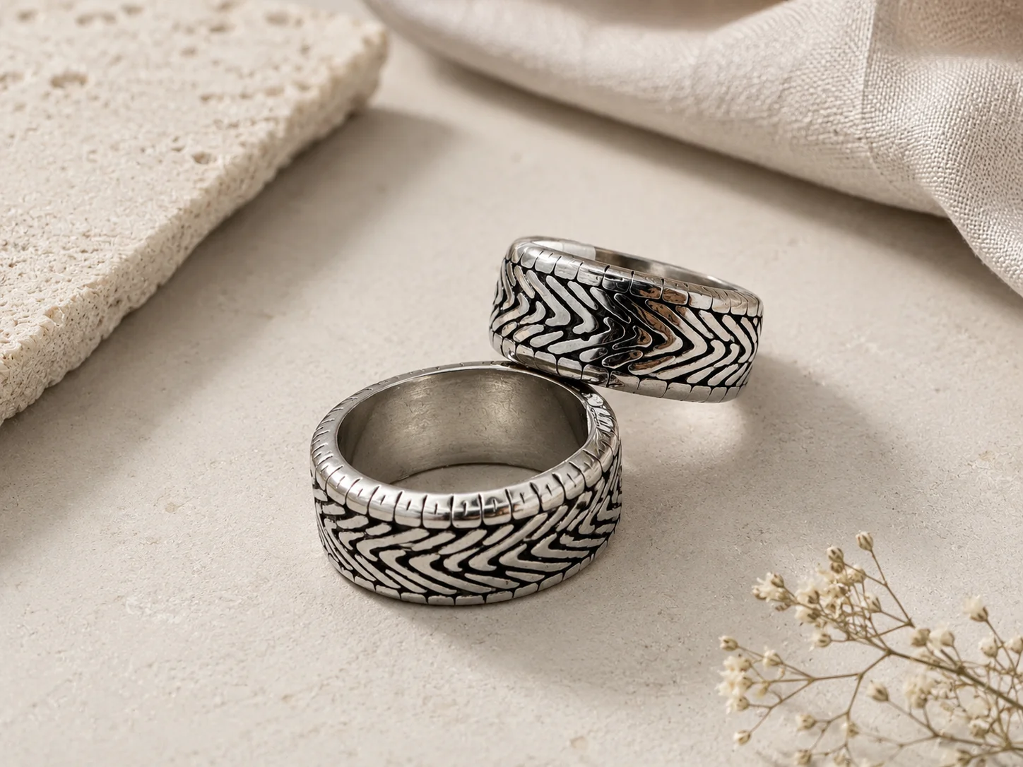 Anello Uomo Trame Diagonali - immagine 2